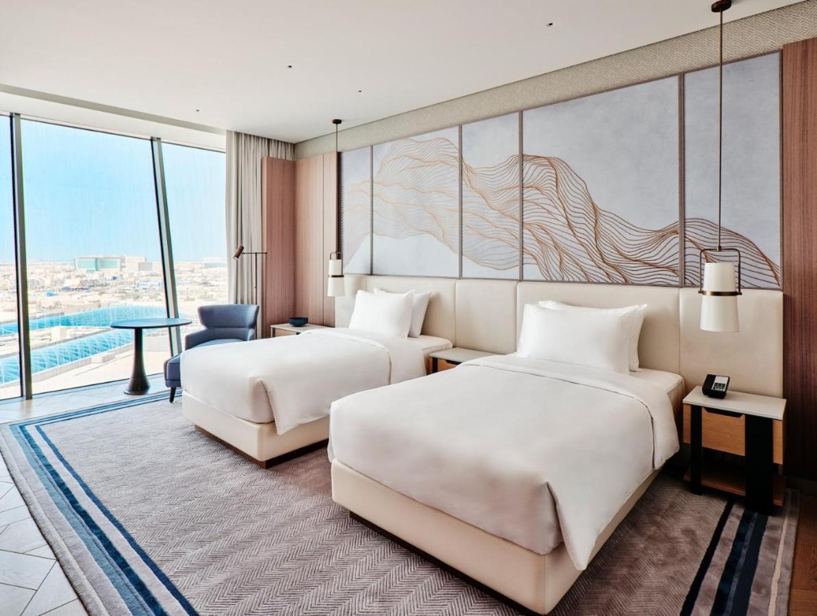 Hotel Grand Hyatt Kuwait Kuwait City Exterior foto Deluxe Room