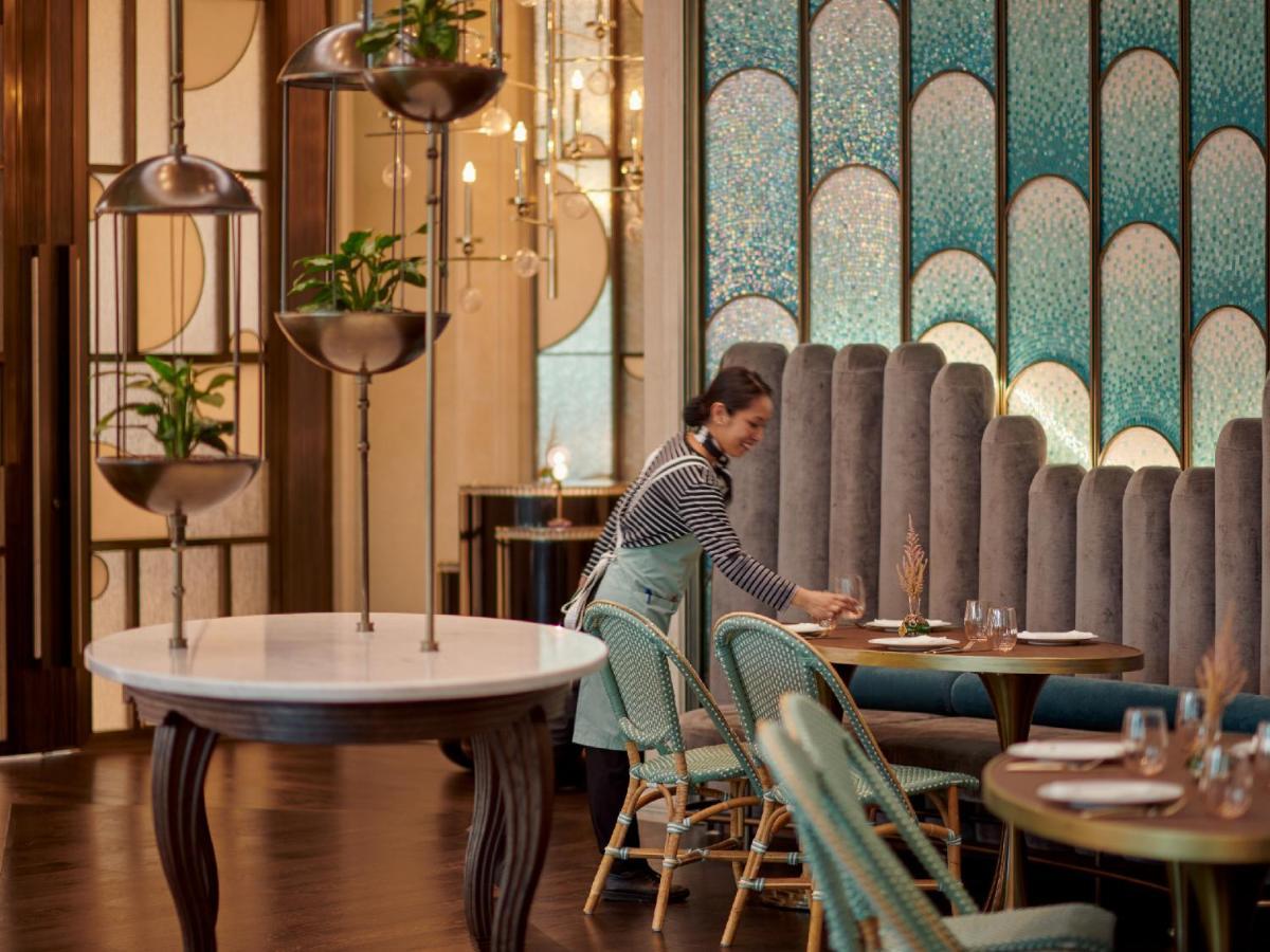 Hotel Grand Hyatt Kuwait Kuwait City Exterior foto The interior of the restaurant
