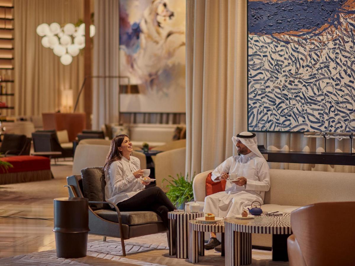 Hotel Grand Hyatt Kuwait Kuwait City Exterior foto The lounge at the airport